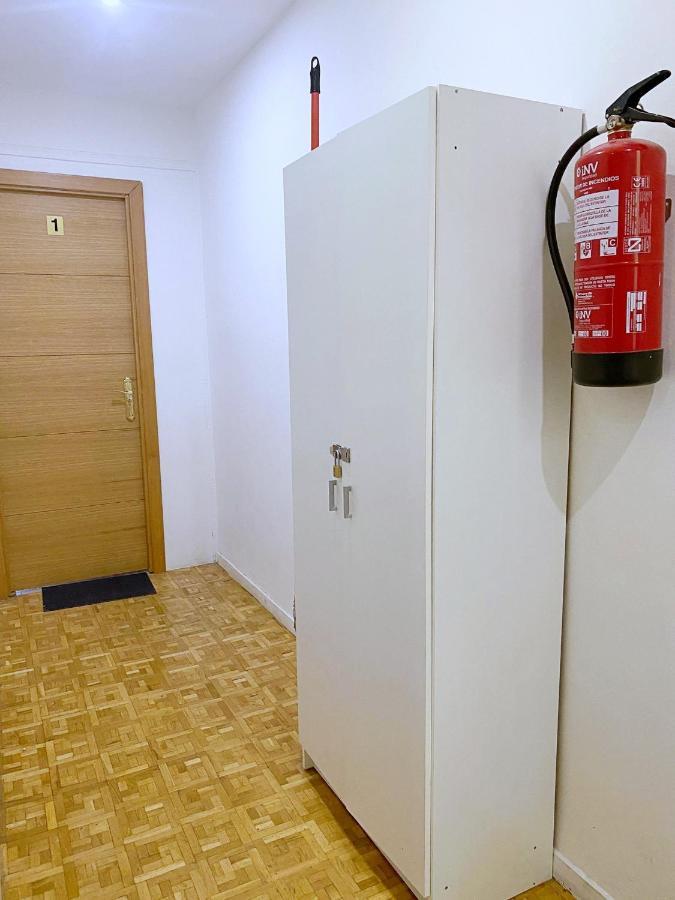 Apartamentos Smartrenting La Latina Madrid Exterior photo